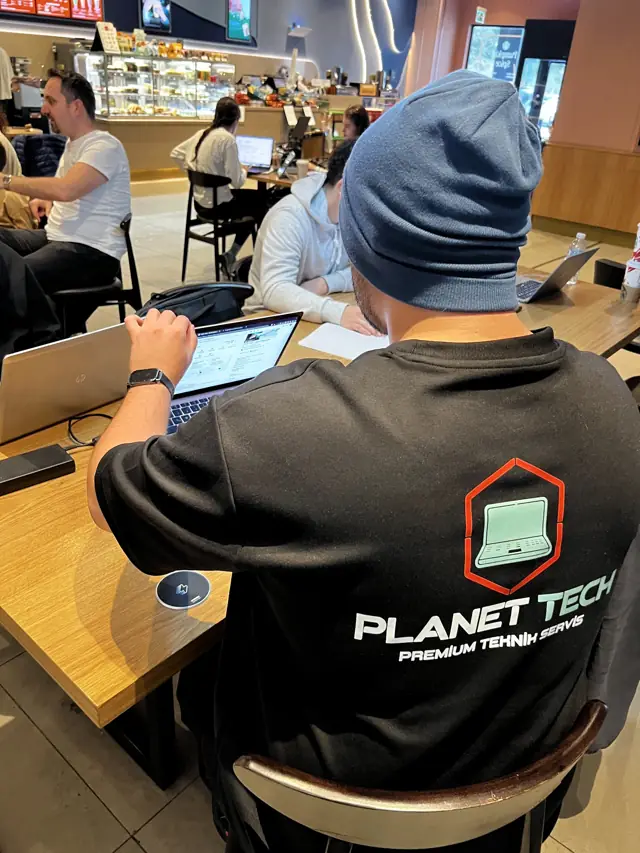 Planet Tech servis fotoğrafı 2